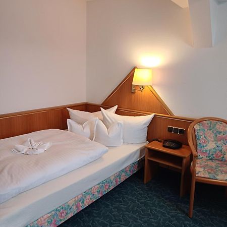 Hotel Garni Eschenbach Hildburghausen Exteriör bild