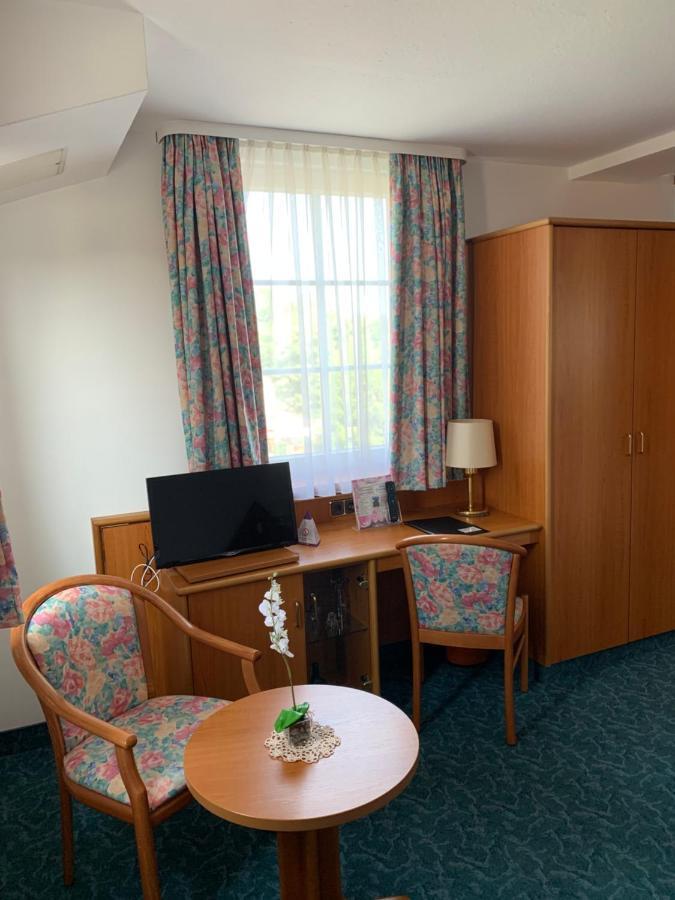 Hotel Garni Eschenbach Hildburghausen Exteriör bild